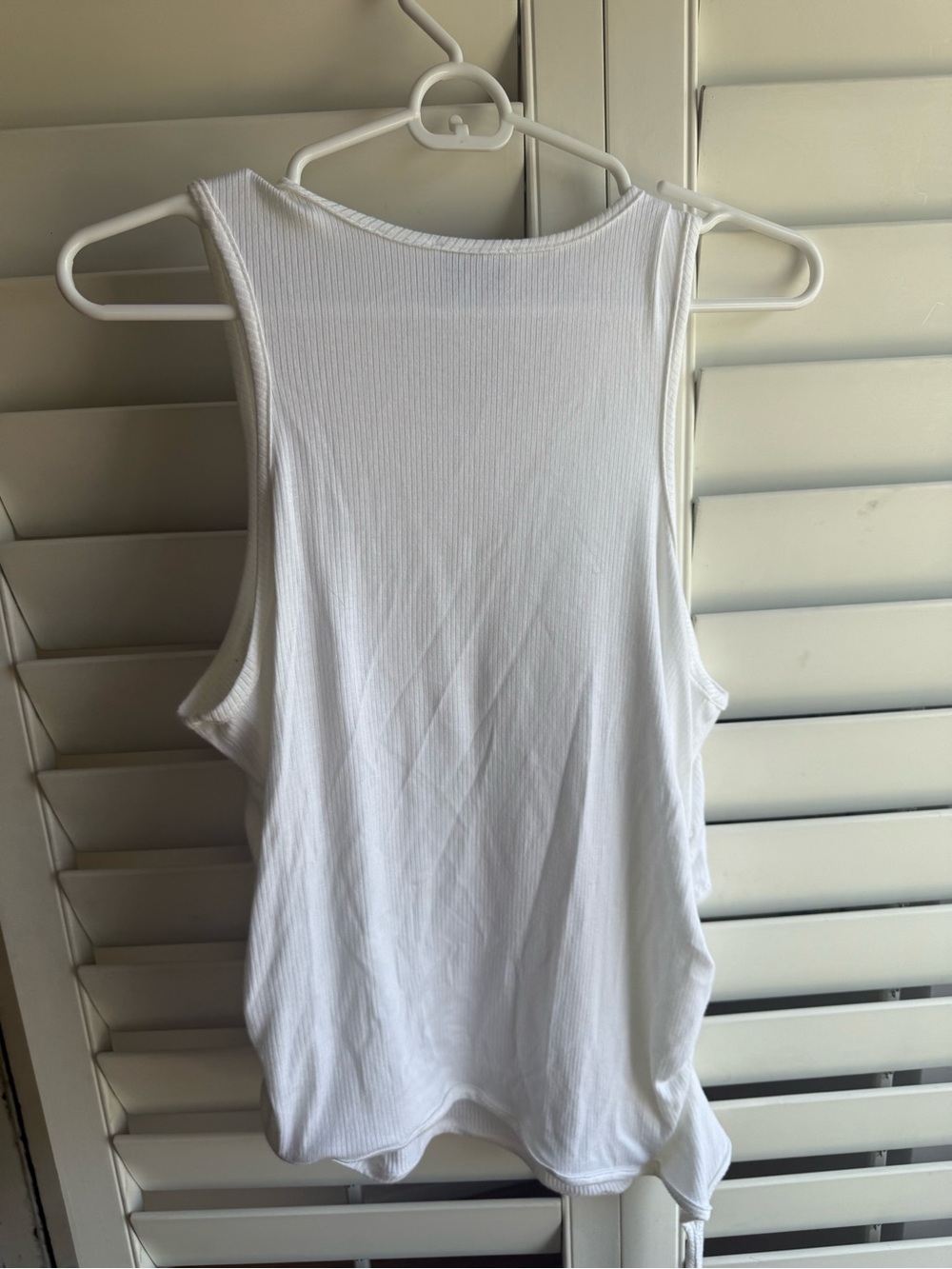 Collina Strada White Floral Rhinestone Rib Tank sz L - Picture 4 of 4